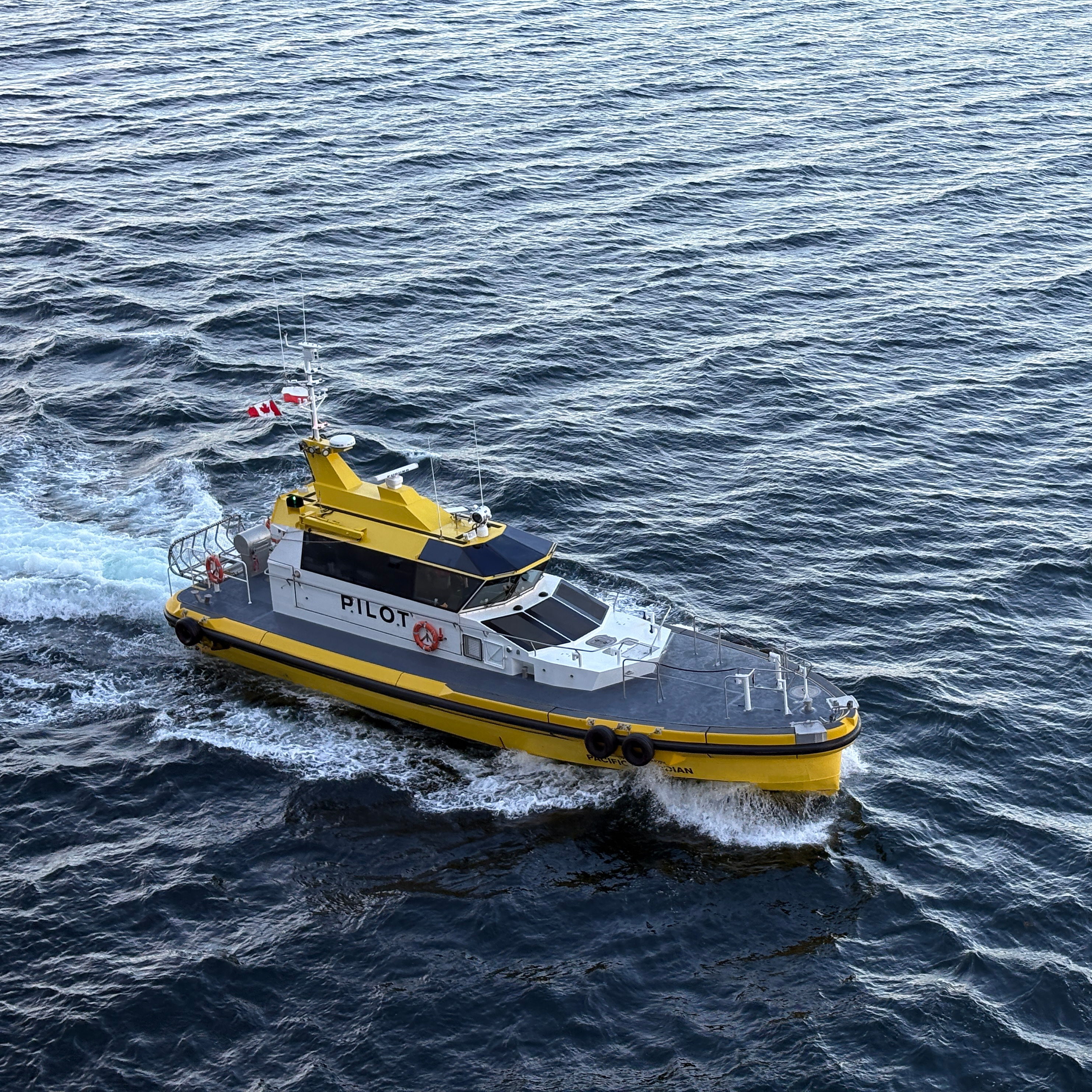 image of a yellow boat